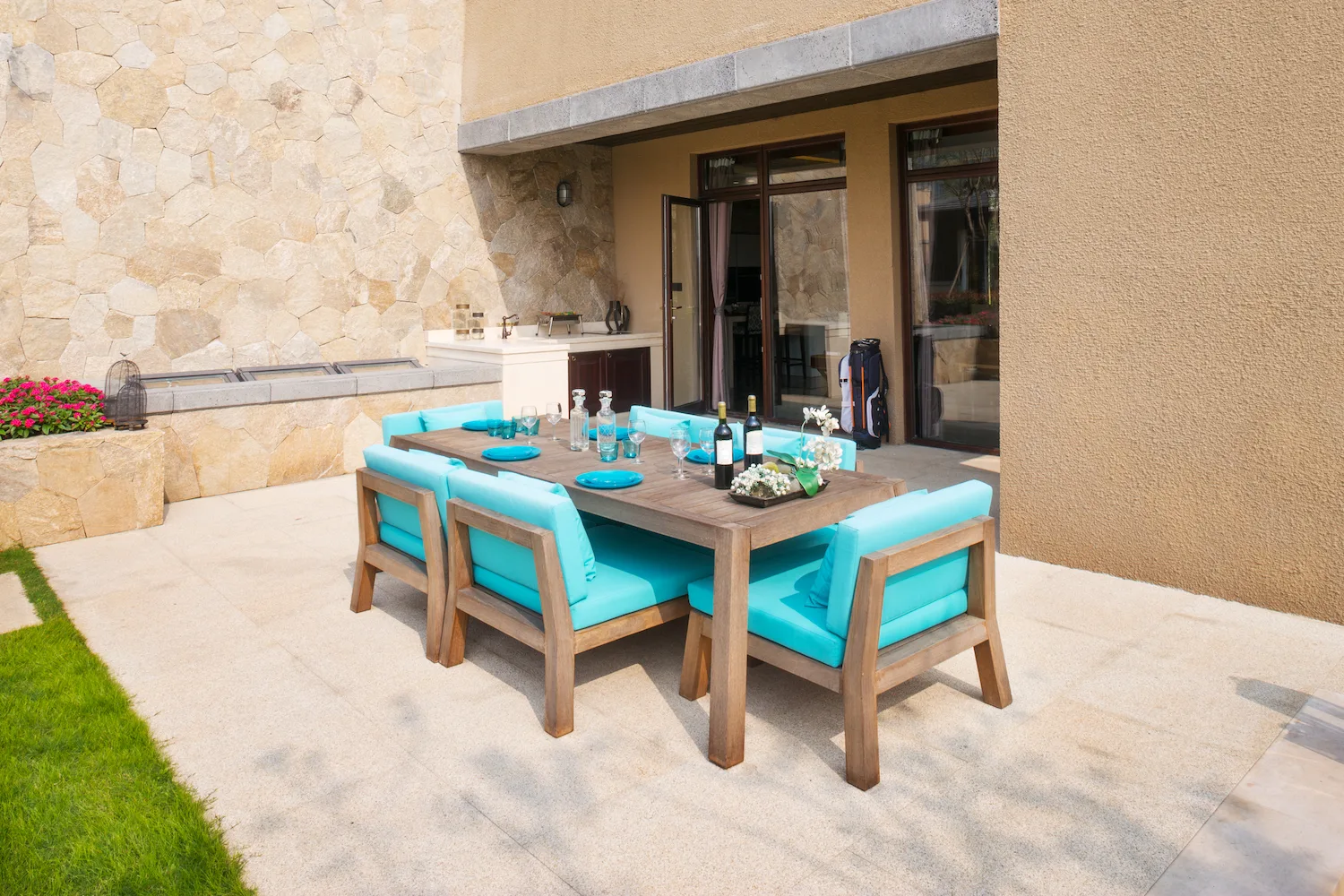 Concrete patio with outdoor dining setting